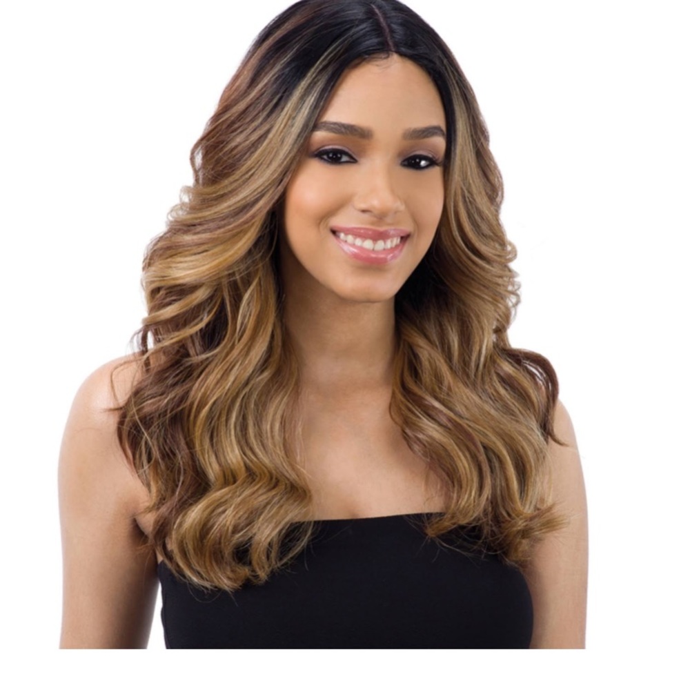 Blonde ombré Lace part wig freetress equal